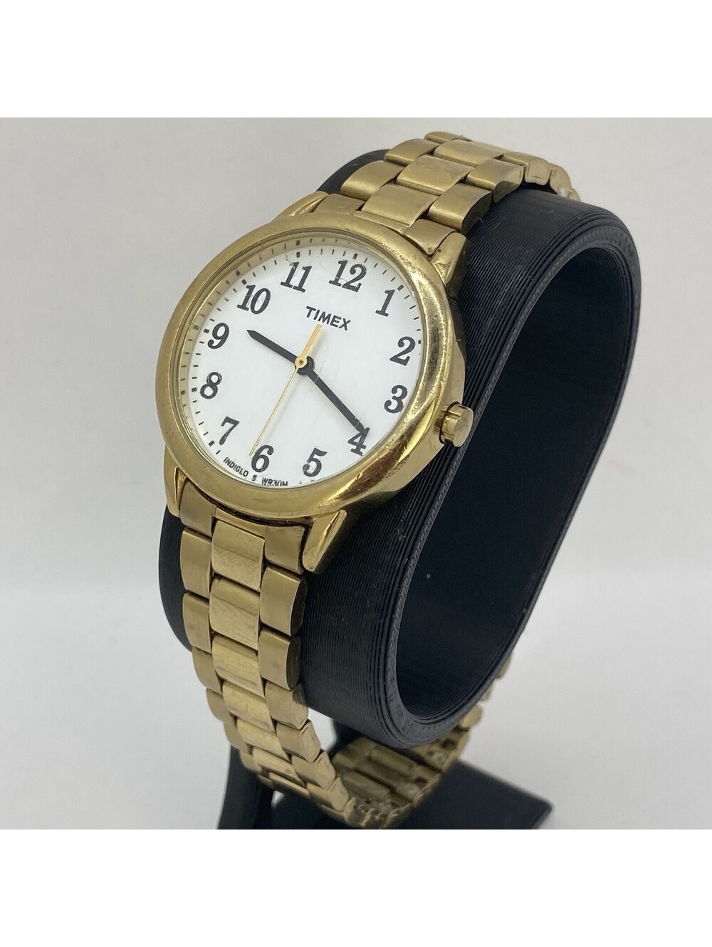 Womens Timex Indiglo Gold Tone Watch White Dial Easy Reader Arabic Numerals 30mm